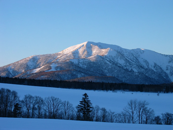 冬のチトカニウシ山